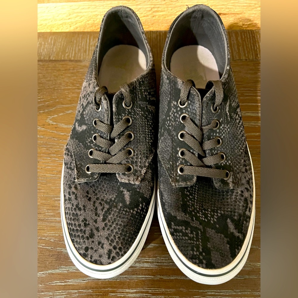 Vans grey snakeskin shoes. Like new wore once. Like new condition. Soft leather